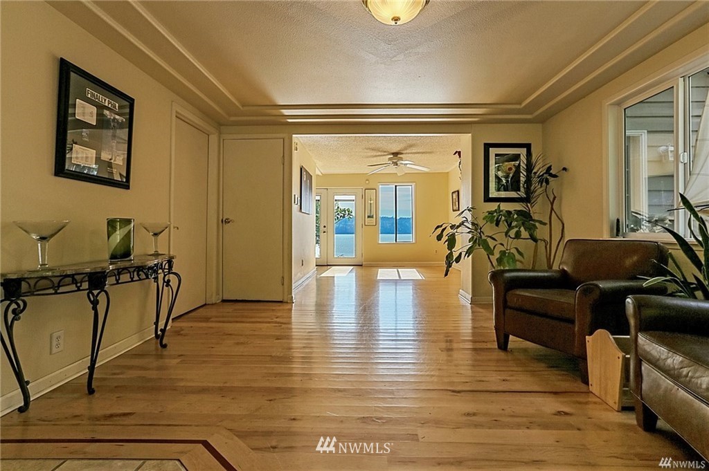 10631 Southeast Cisco Road Port Orchard, WA 98367 - Photo 6 of 25 Gallery Image 6