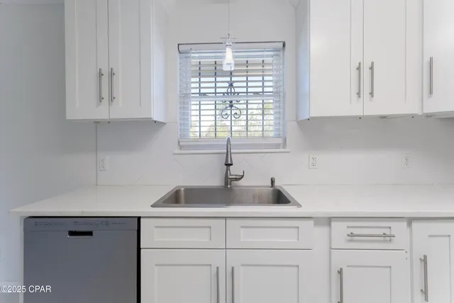 $299,900 | 6742 Greenfield Road, Youngstown, FL 32466