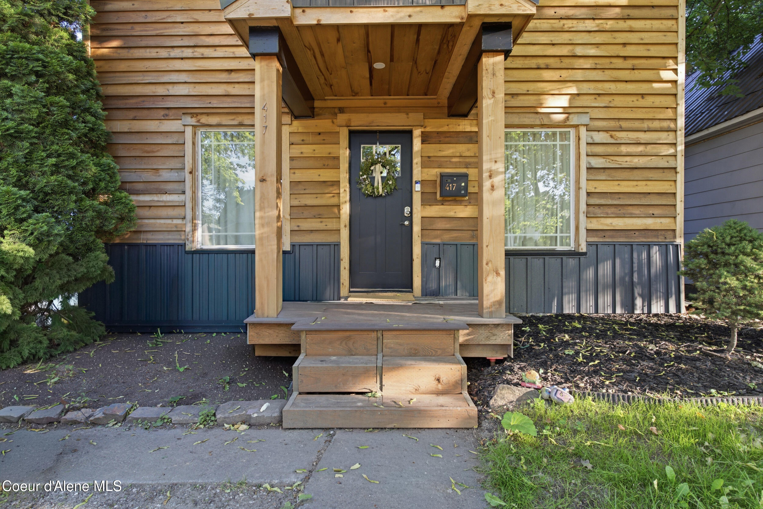 417 Pine Street Sandpoint, ID 83864 - Photo 3 of 73 IMG_3824