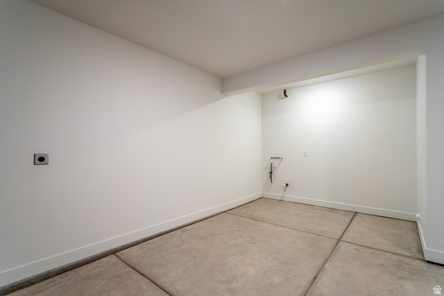 2768 Becco Trail, Unit 63 St. George, UT 84770 - Photo 24 of 27 Laundry area with concrete floors and electric dryer hookup