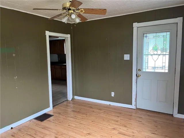 $48,000 | 402 North 10th Street, Apollo, PA 15613