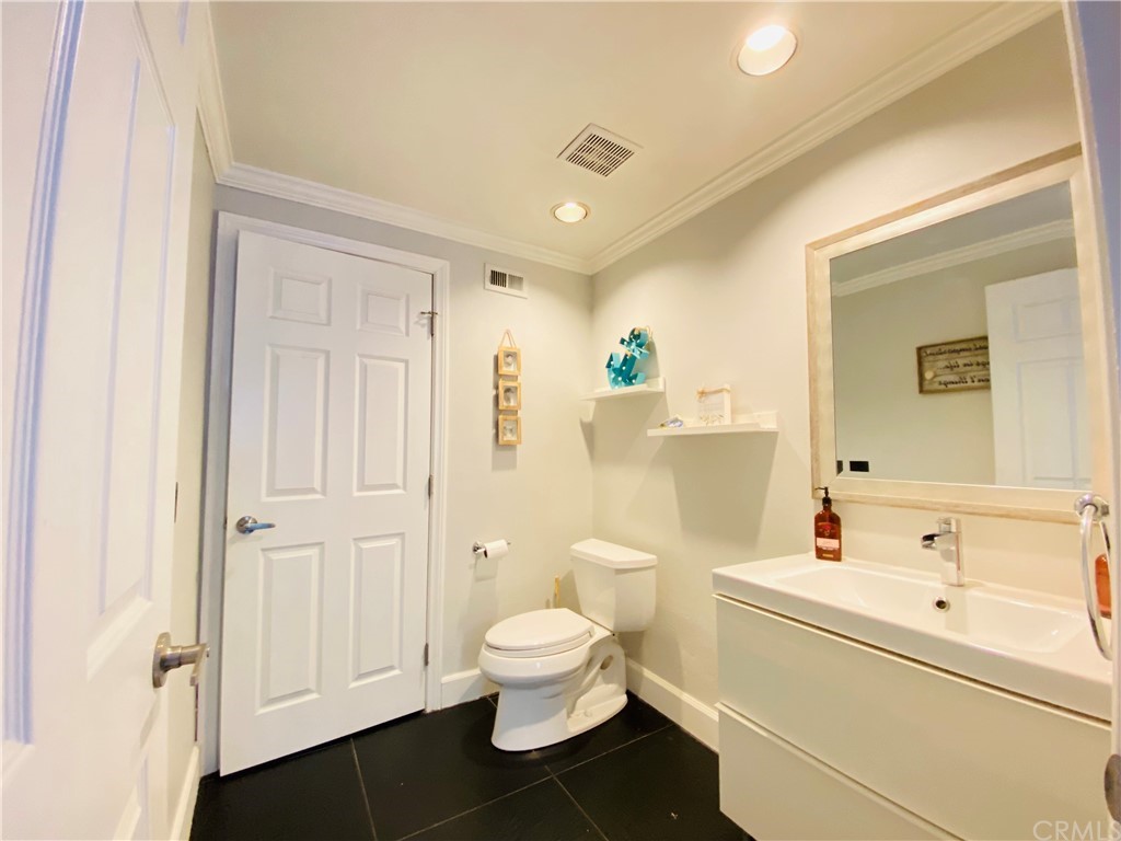 21901 Chaster Road Lake Forest, CA 92630 - Photo 15 of 33 Bathroom - 1st Floor