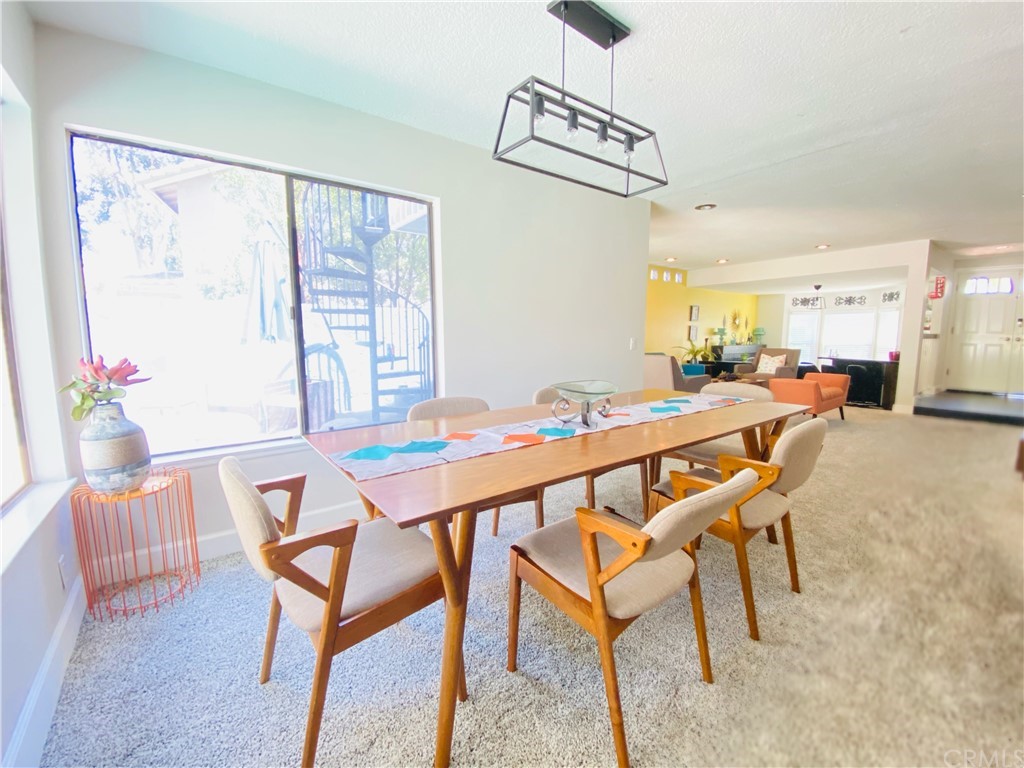 21901 Chaster Road Lake Forest, CA 92630 - Photo 8 of 33 Dining Area