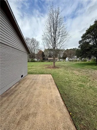 $1,690 | 8117 Attleboro Drive, Jonesboro, GA 30238