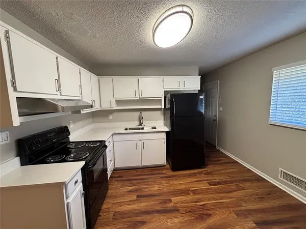 $1,690 | 8117 Attleboro Drive, Jonesboro, GA 30238