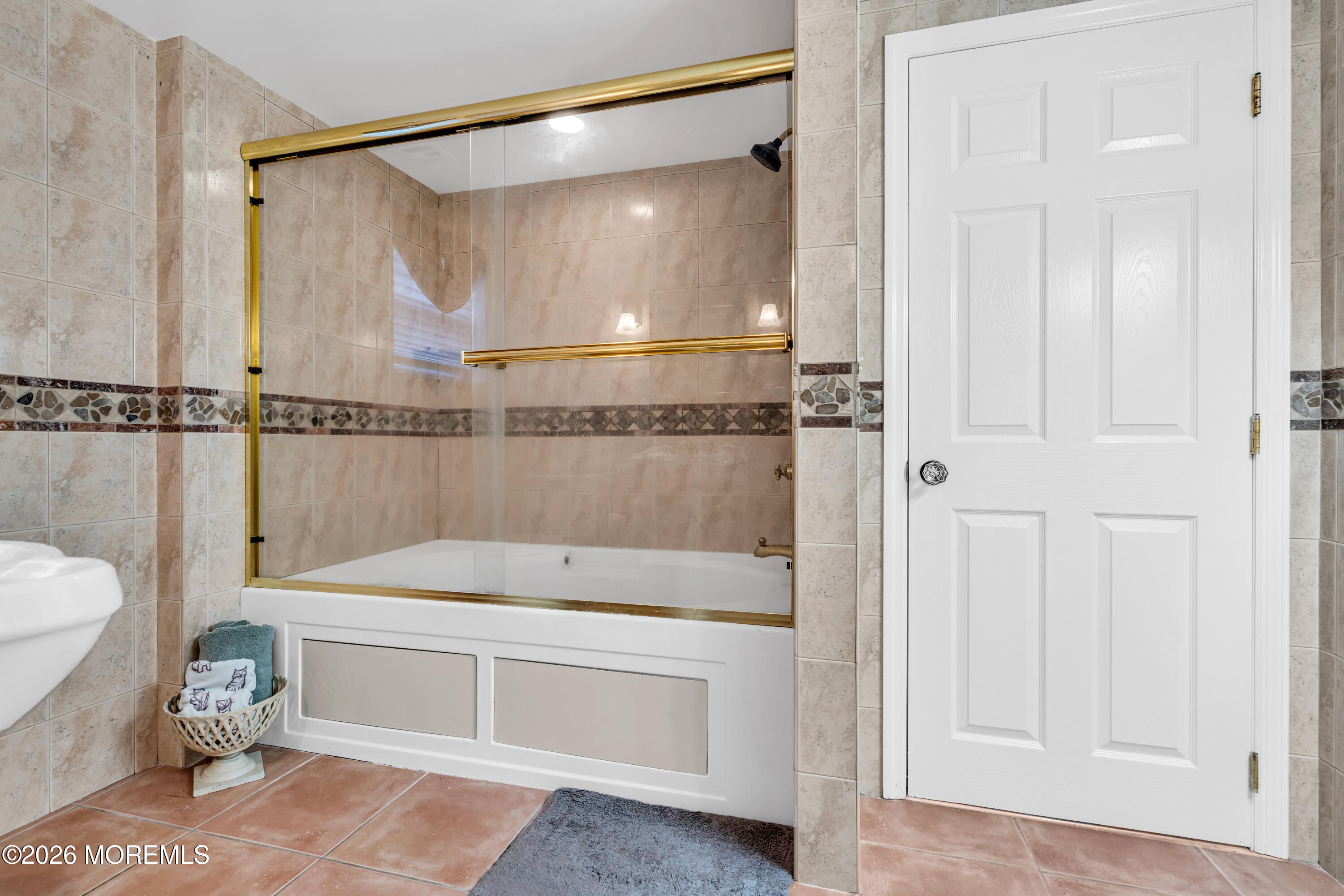 52 Darien Road Howell, NJ 07731 - Photo 20 of 41 032_dsc09246_203