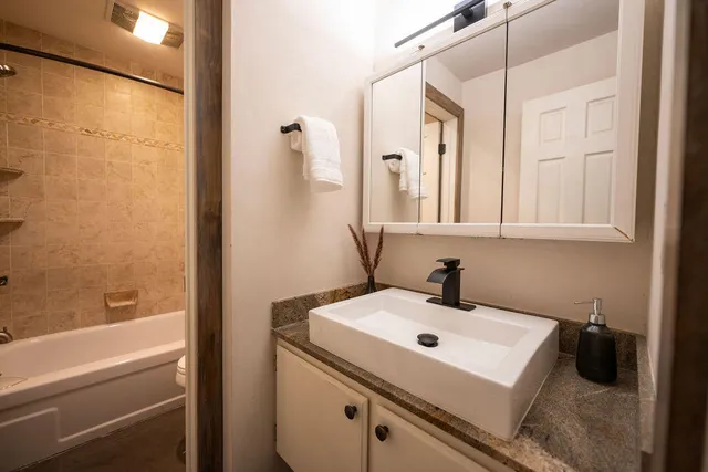 $799,000 | 2224 Bonne Vie Condo Road, Sun Valley, ID 83353