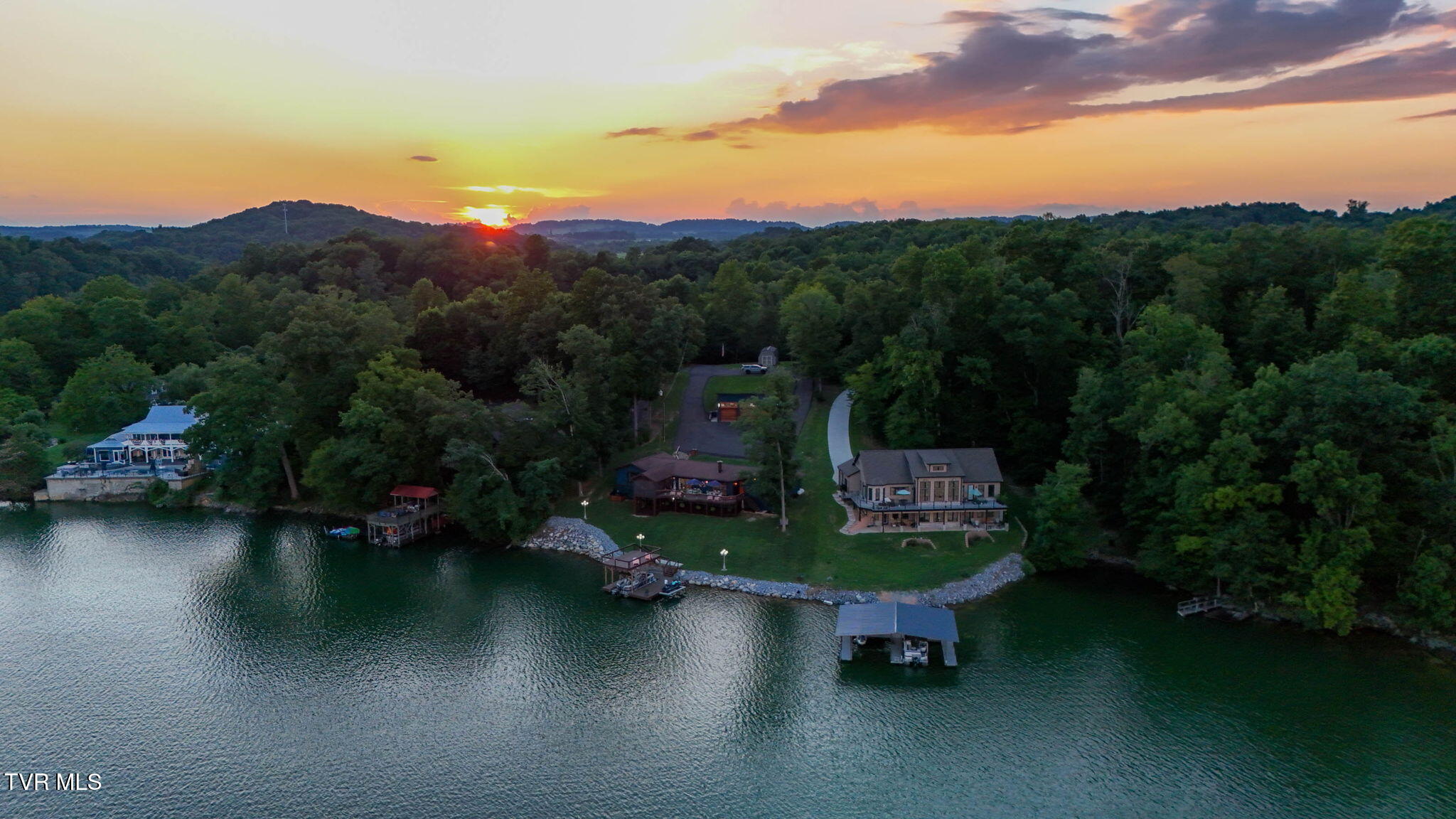 2772 Devault Bridge Road Piney Flats, TN 37686 - Photo 7 of 91 47-web-or-mls-2772 Devault Bridge Rd Twi