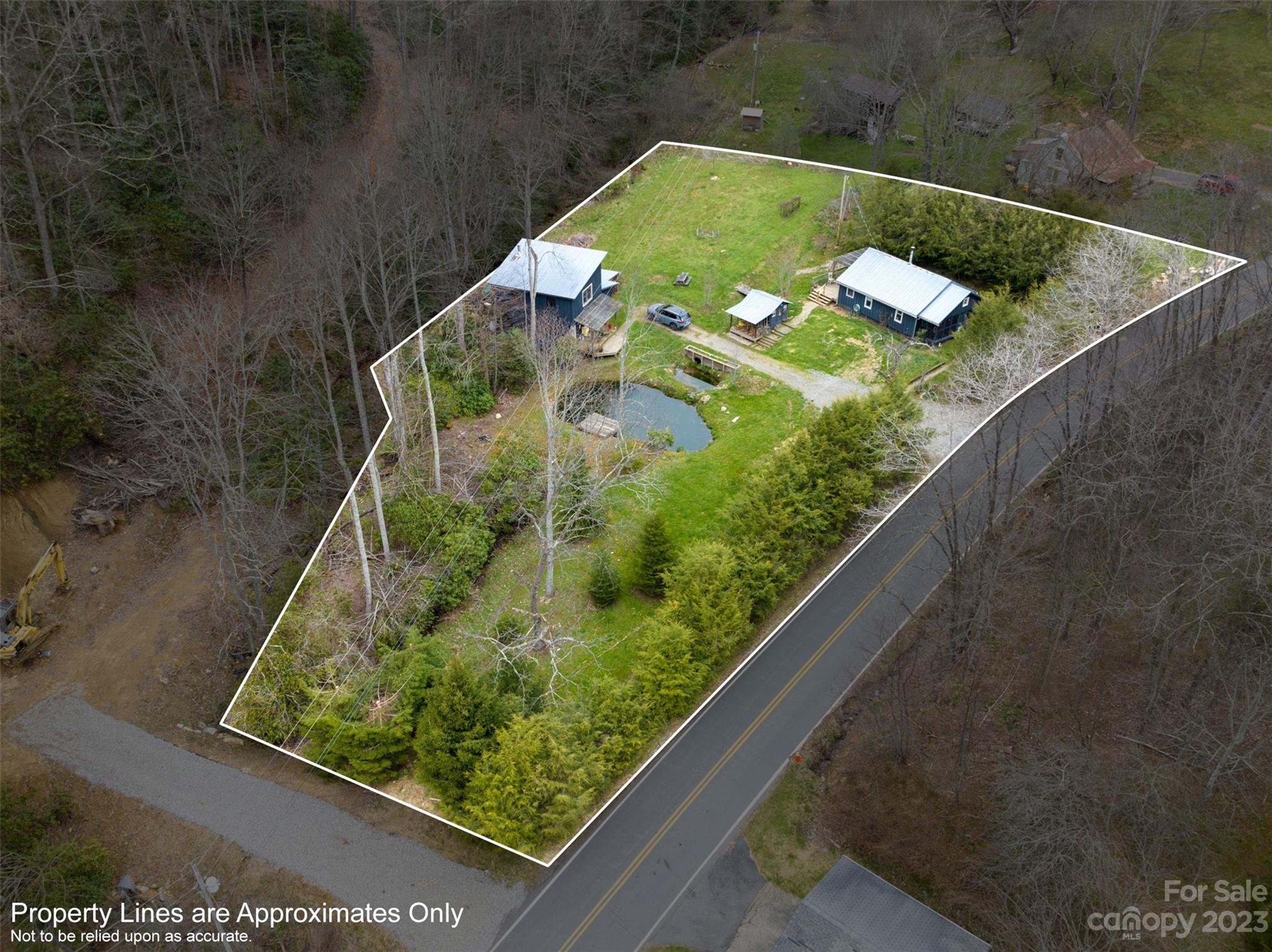 4933 Puncheon Fork Road Mars Hill, NC 28754 - Photo 3 of 33