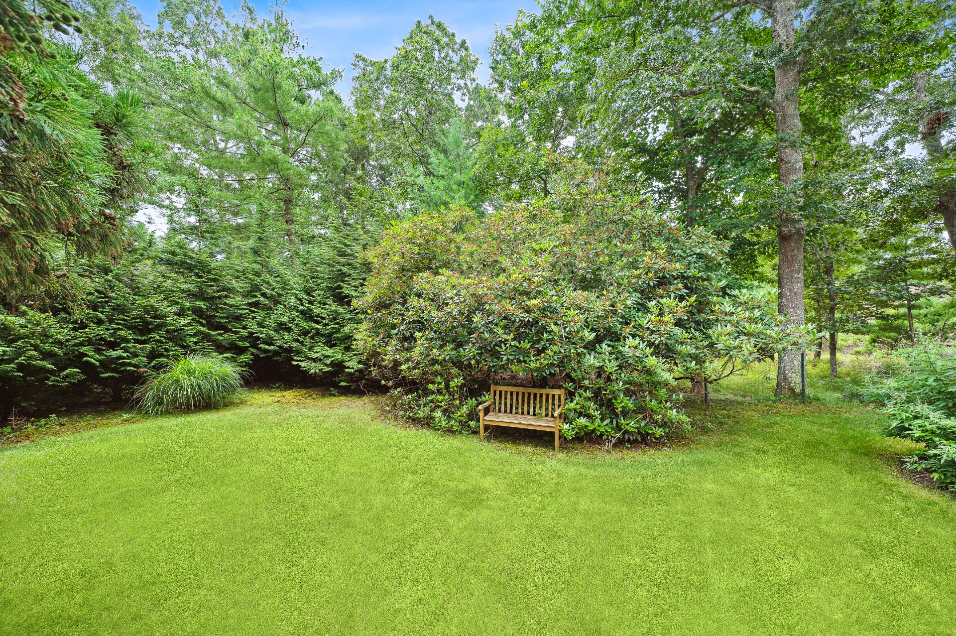 61 Edwards Hole Road East Hampton, NY 11937 - Photo 16 of 21 Gallery Image 16