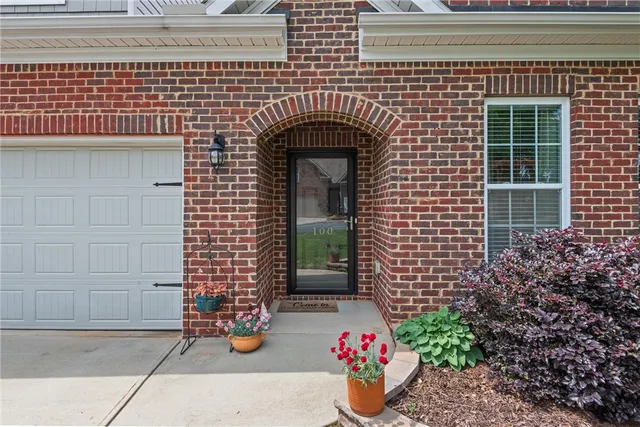 $369,000 | 100 Golden Eagle Lane, Anderson, SC 29621