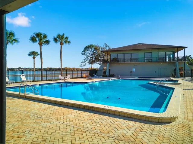 $215,000 | 2500 21st Street Northwest, Unit 88, Winter Haven, FL 33881