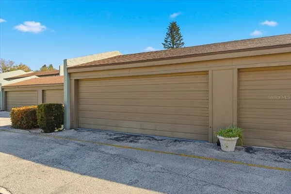 a view of a back yard of the house