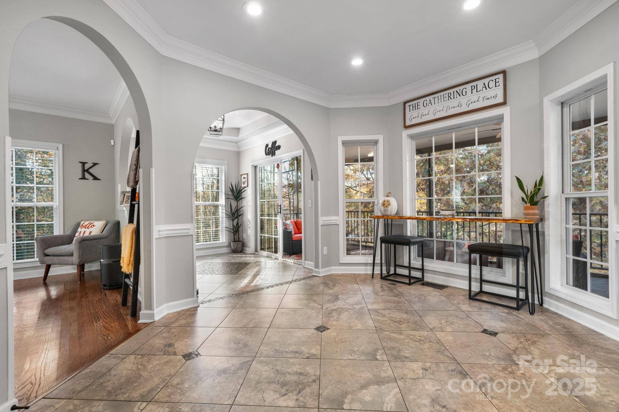 5665 Crown Terrace Hickory, NC 28601 - Photo 18 of 45 a view of a livingroom with furniture