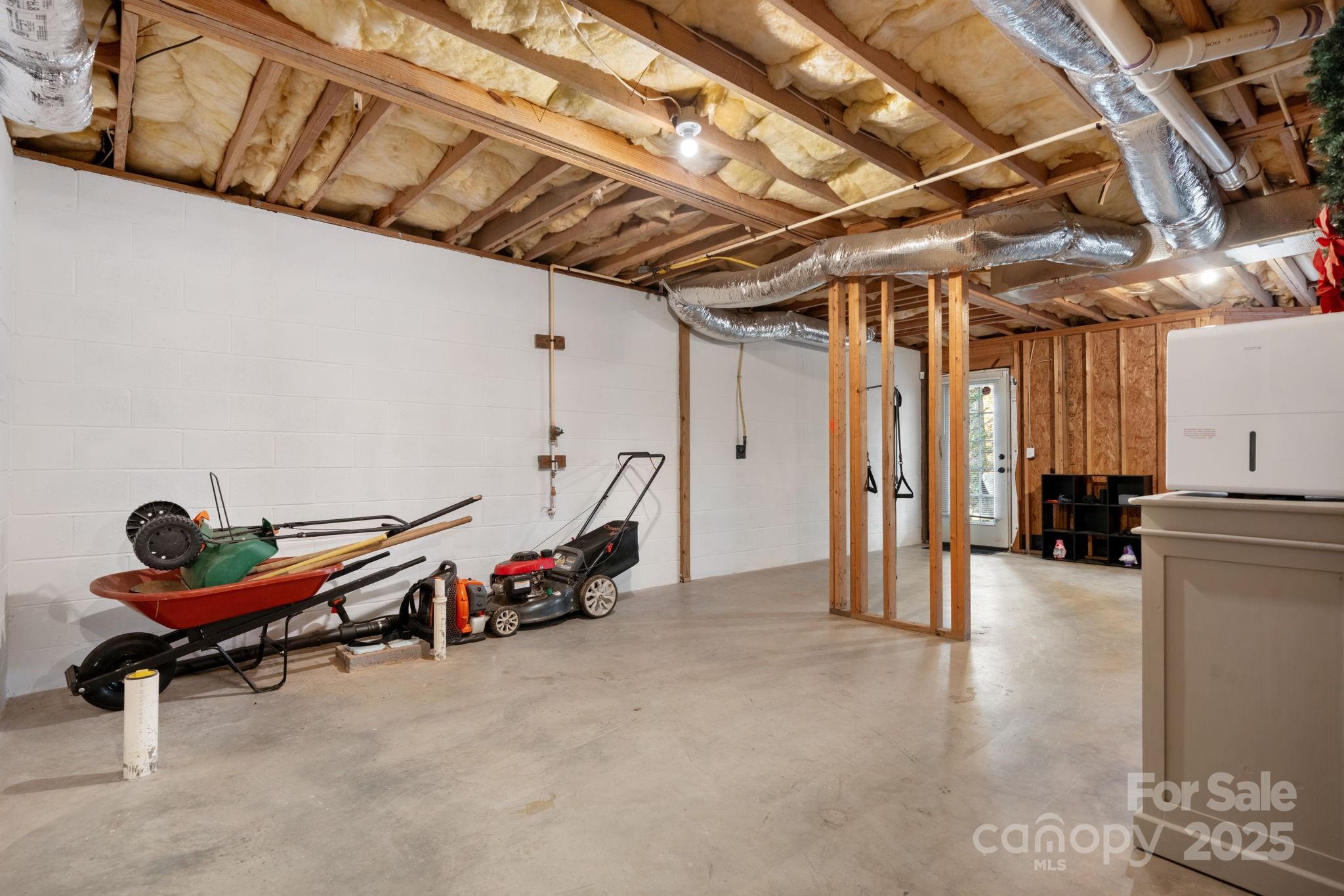 5665 Crown Terrace Hickory, NC 28601 - Photo 38 of 45 a view of a room with gym equipment