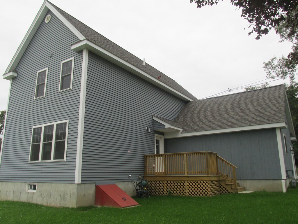 236 June Street Worcester, MA 01602 - Photo 6 of 30 Gallery Image 6