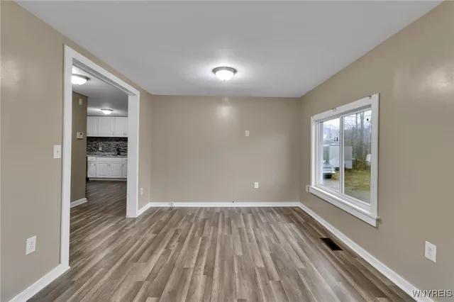 $1,600 | 114 Sawyer Avenue, Tonawanda, NY 14150