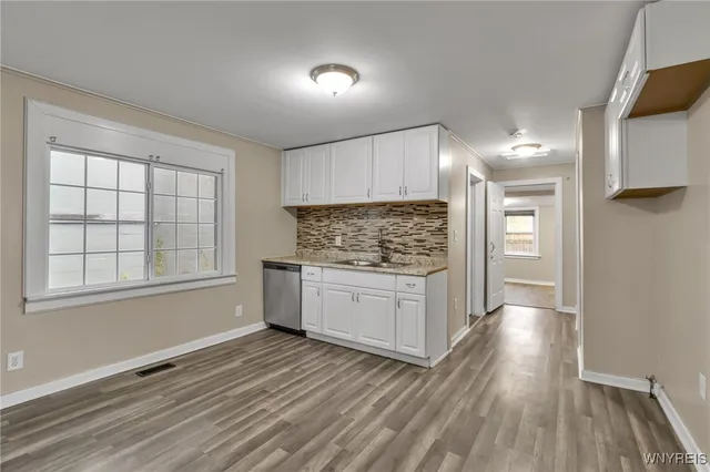 $1,600 | 114 Sawyer Avenue, Tonawanda, NY 14150