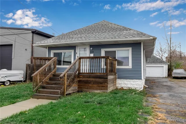 $1,600 | 114 Sawyer Avenue, Tonawanda, NY 14150