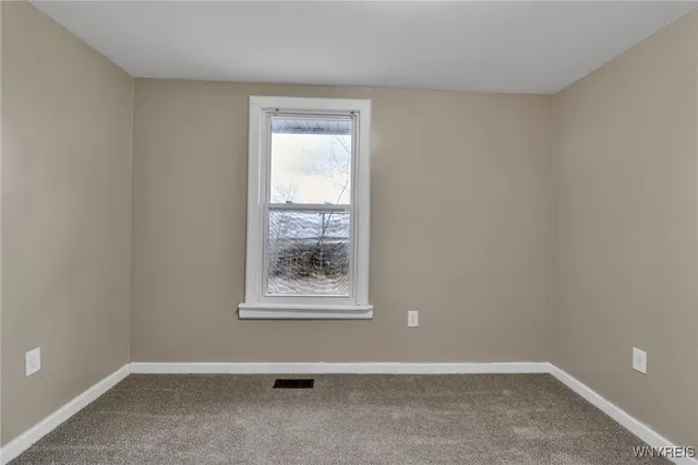 $1,600 | 114 Sawyer Avenue, Tonawanda, NY 14150