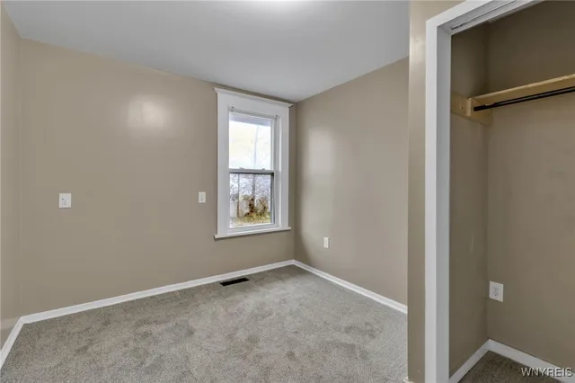 $1,600 | 114 Sawyer Avenue, Tonawanda, NY 14150