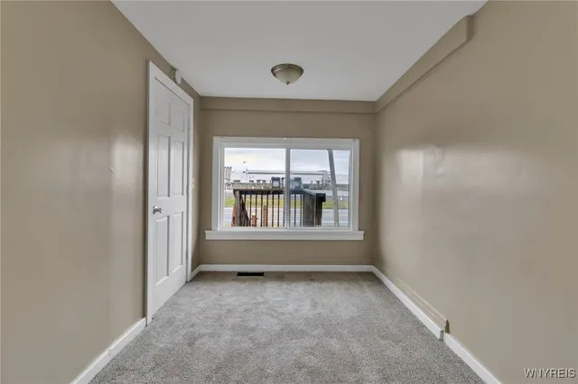 $1,600 | 114 Sawyer Avenue, Tonawanda, NY 14150