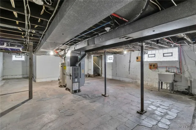 $1,600 | 114 Sawyer Avenue, Tonawanda, NY 14150