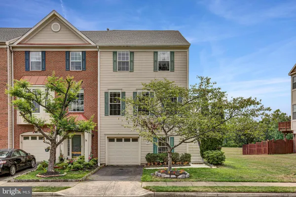 $3,000 | 21639 Kings Crossing Terrace, Ashburn, VA 20147