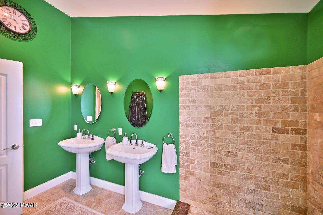 113 Norfolk Way Scranton, PA 18504 - Photo 26 of 52
