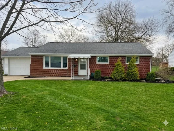 $235,000 | 1613 North Cross Street, Dover, OH 44622