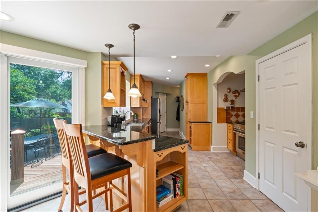 1215 Arno Road Kansas City, MO 64113 - Photo 9 of 31