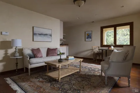 $7,800,000 | 18455 Half Moon Street, Sonoma, CA 95476