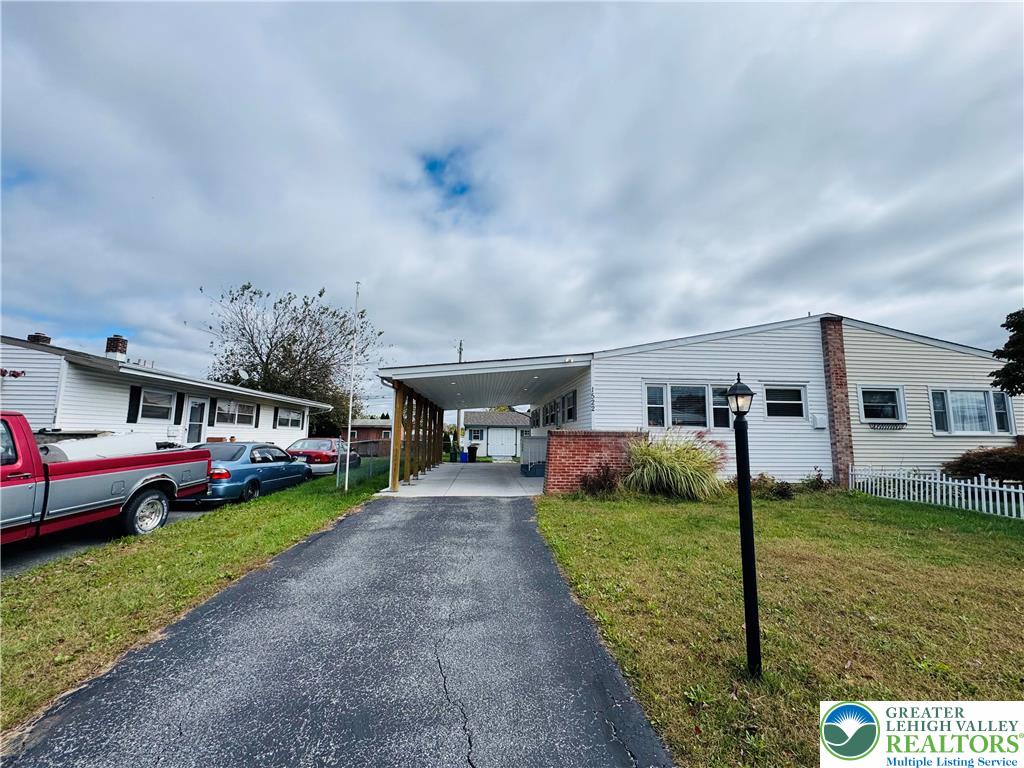 1522 Elayne Street Bethlehem, PA 18017 - Photo 1 of 25 a front view of house with yard