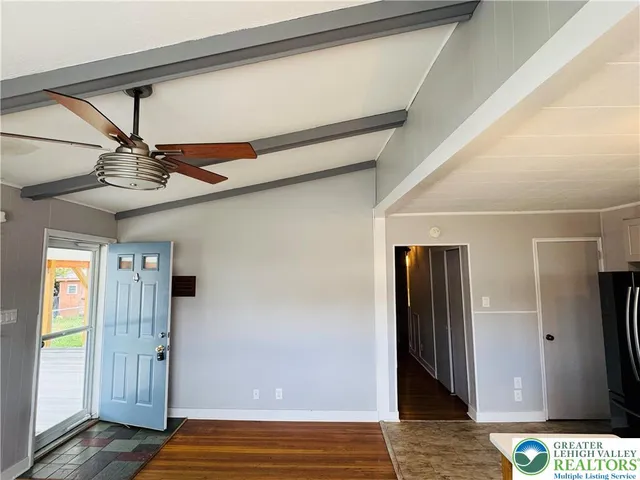 a view of an entryway