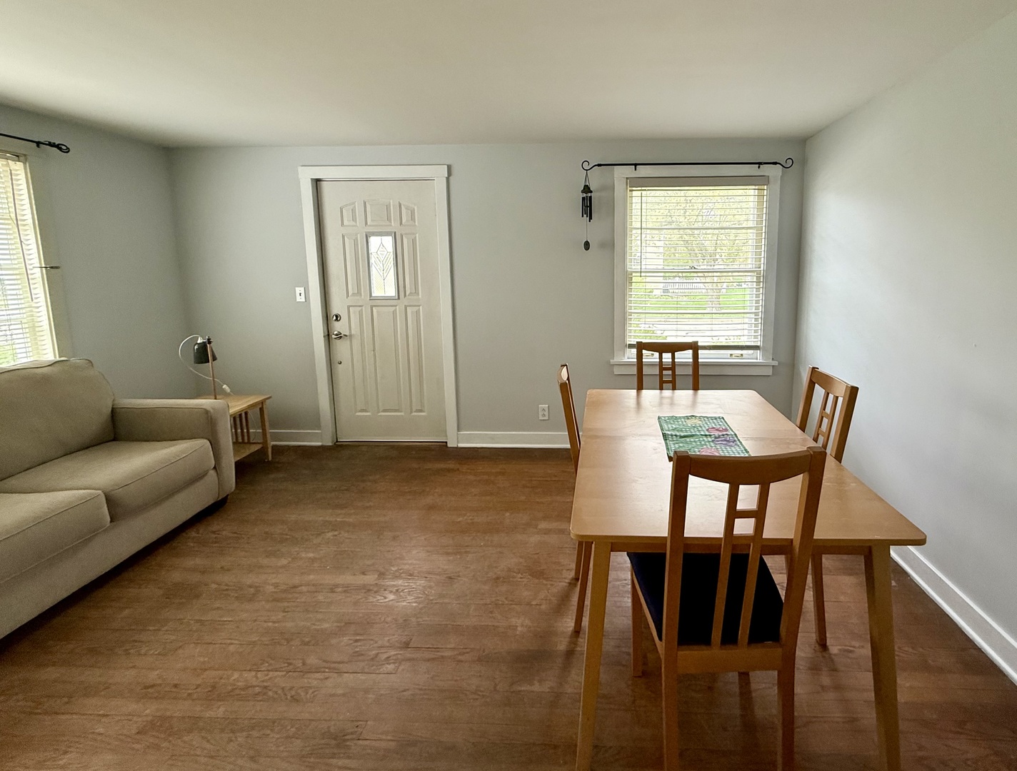 8 North Harrison Street Batavia, IL 60510 - Photo 3 of 22 a living room with furniture and a window