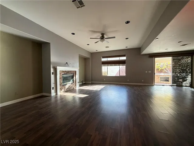 $2,200 | 8315 Cupertino Heights Way, Las Vegas, NV 89178