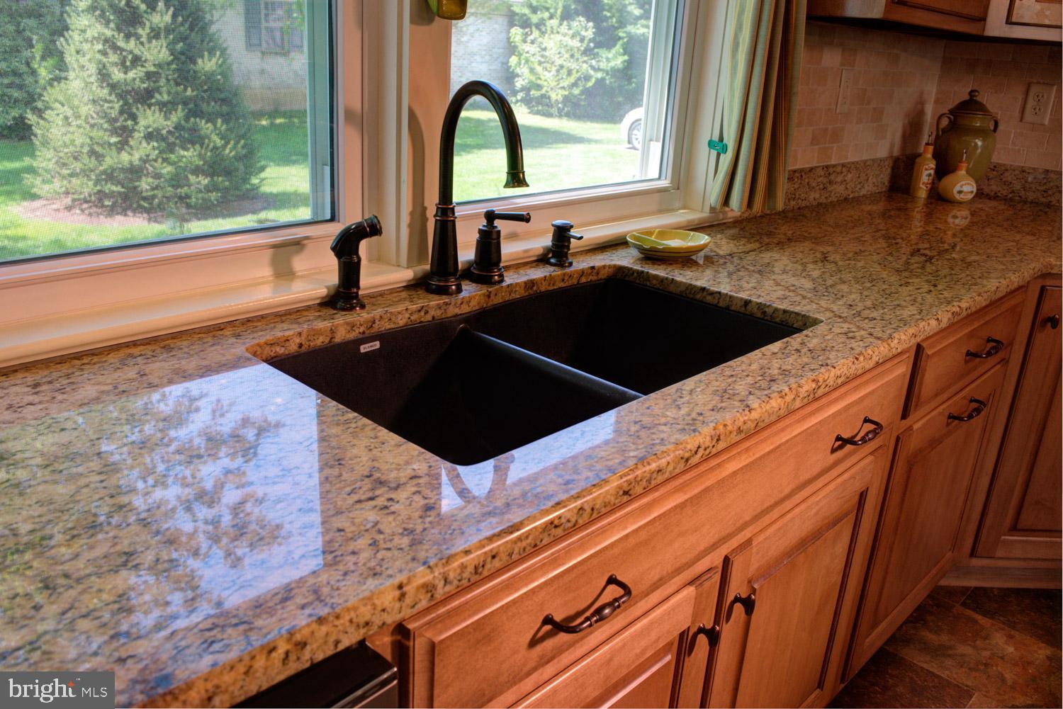 117 Chestnut Street Lititz, PA 17543 - Photo 11 of 49 Granite sink