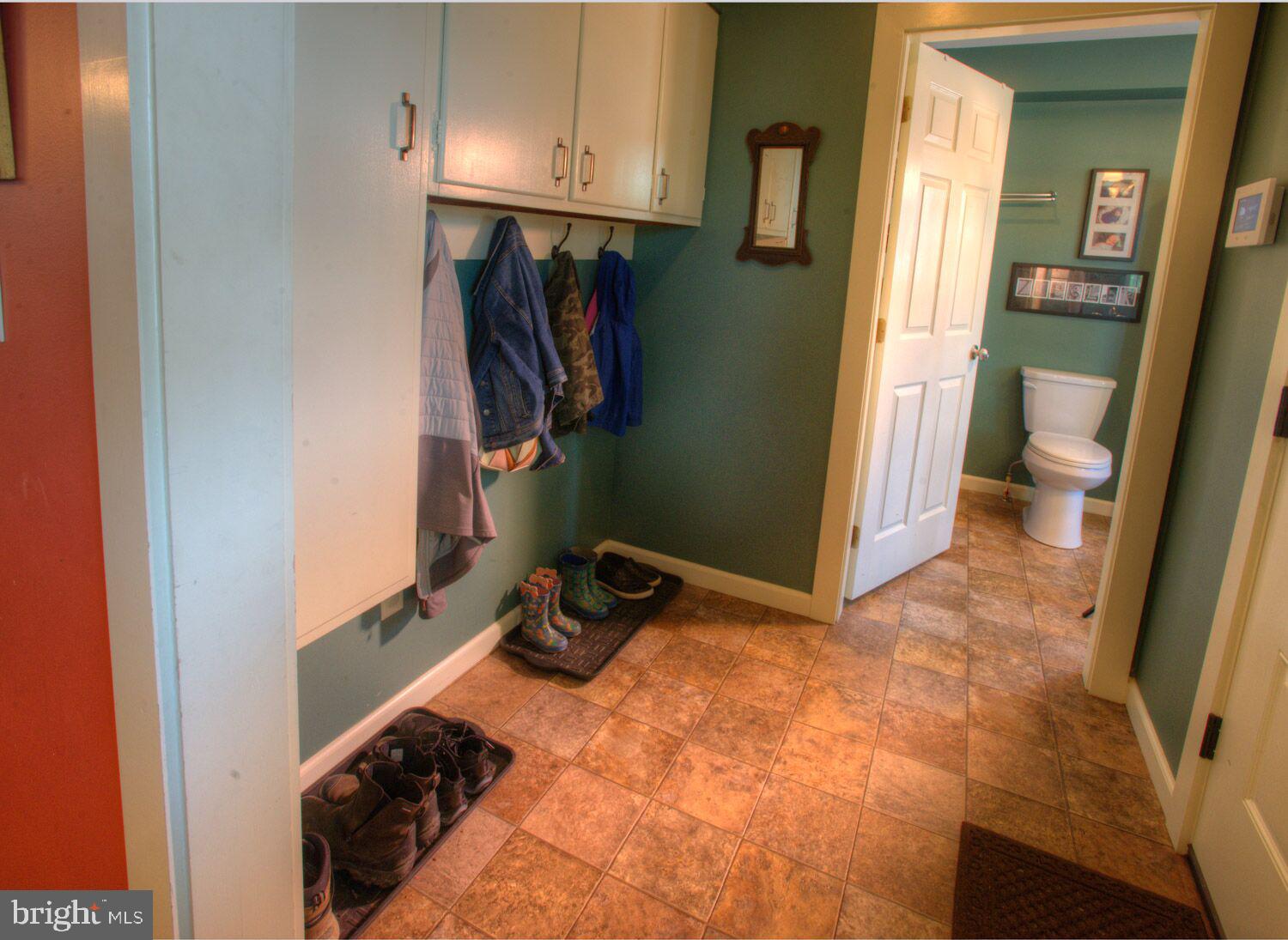 117 Chestnut Street Lititz, PA 17543 - Photo 15 of 49