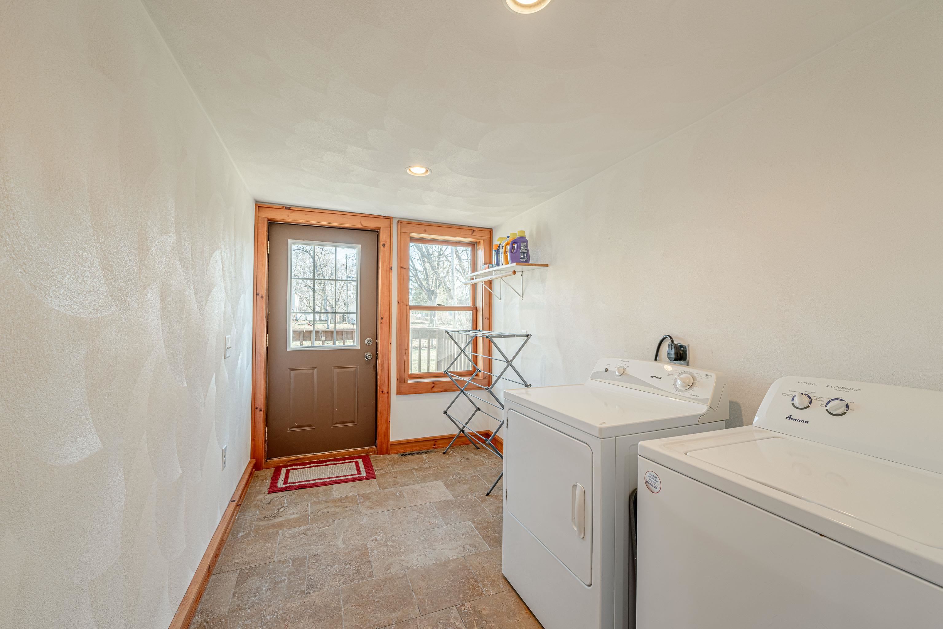 322 South Madison Street Evansville, WI 53536 - Photo 16 of 42