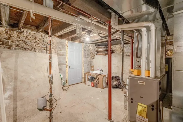 $238,000 | 322 South Madison Street, Evansville, WI 53536