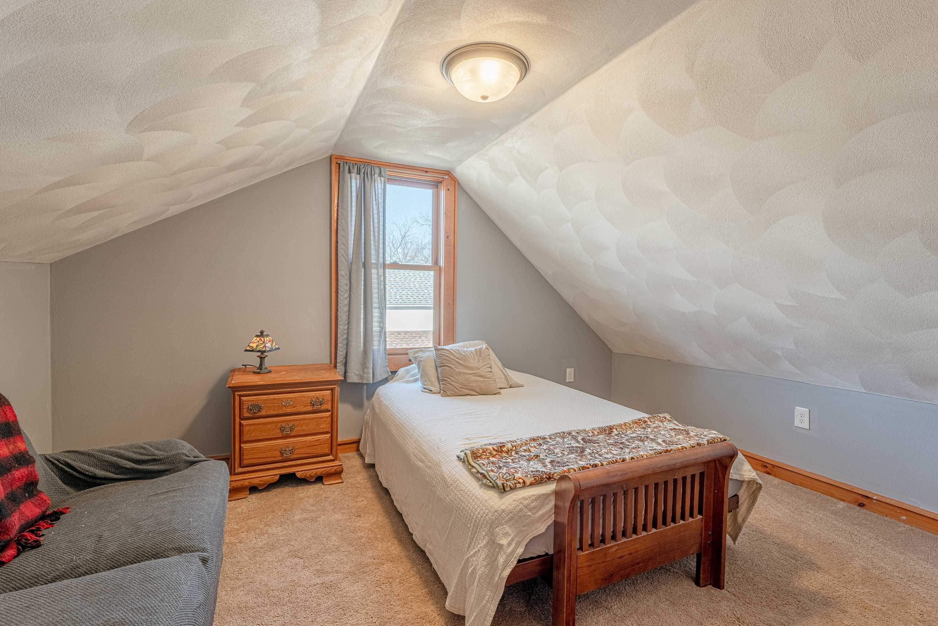 322 South Madison Street Evansville, WI 53536 - Photo 25 of 42