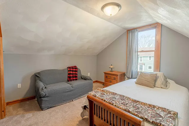 $238,000 | 322 South Madison Street, Evansville, WI 53536