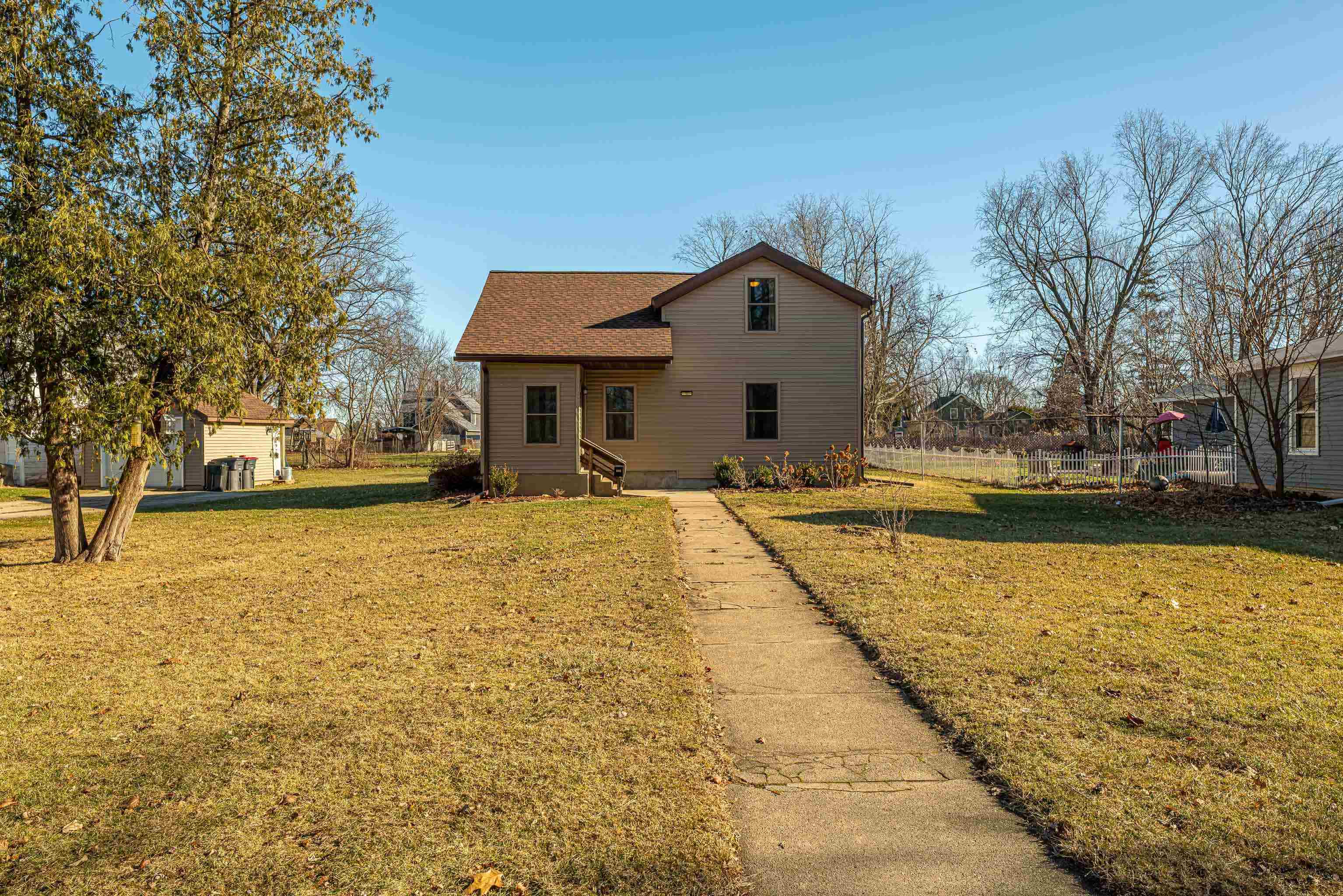 322 South Madison Street Evansville, WI 53536 - Photo 35 of 42