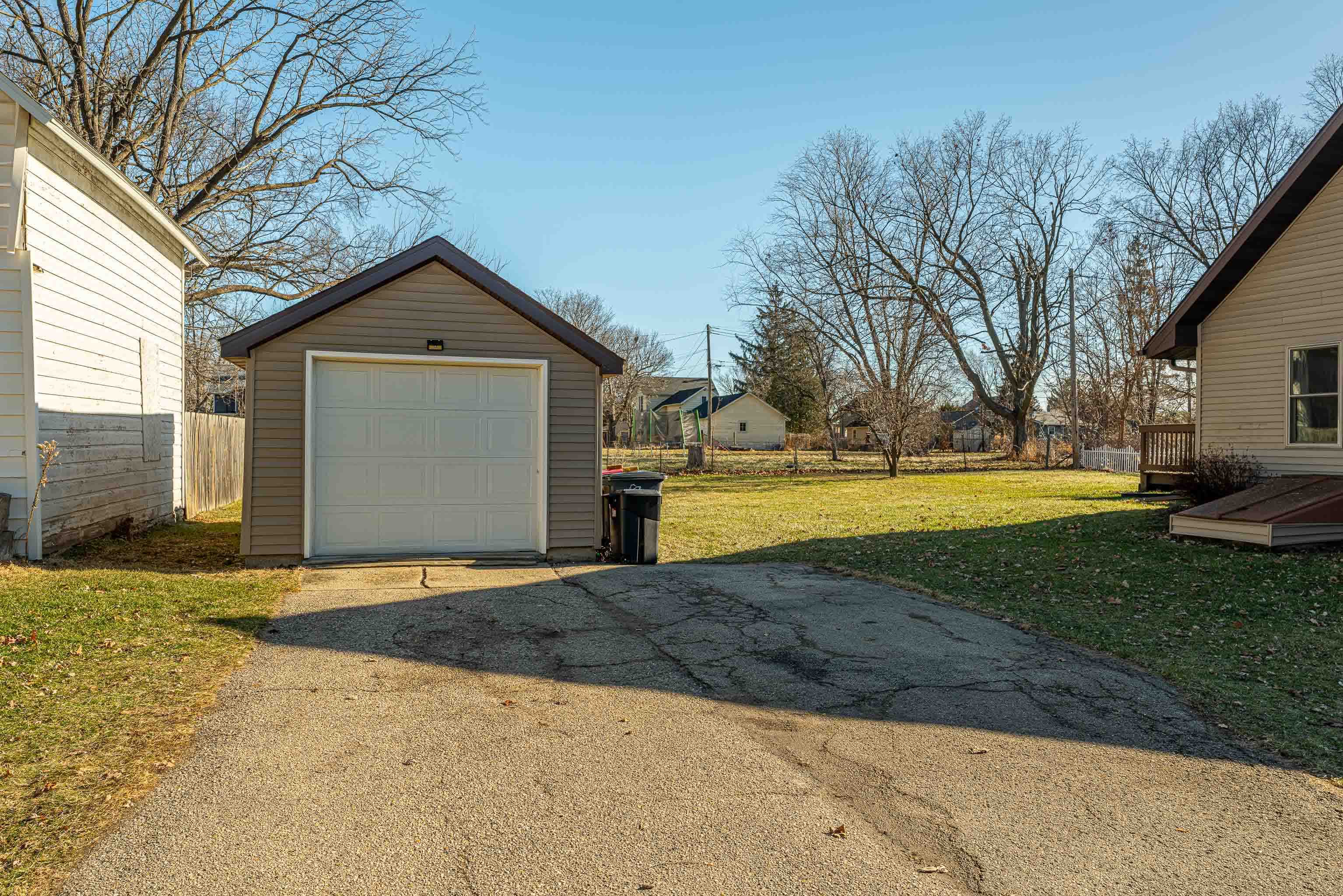 322 South Madison Street Evansville, WI 53536 - Photo 36 of 42