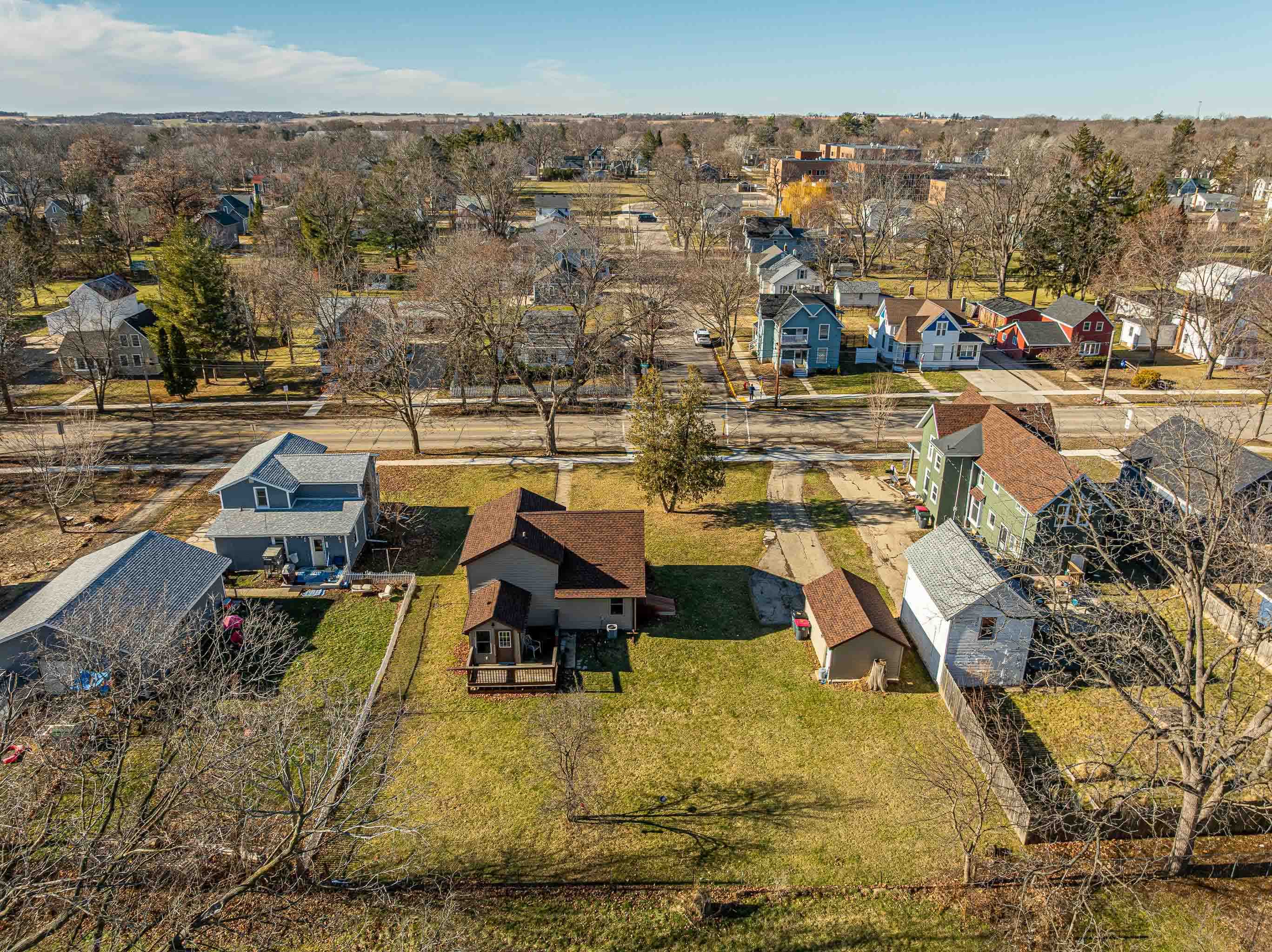 322 South Madison Street Evansville, WI 53536 - Photo 37 of 42