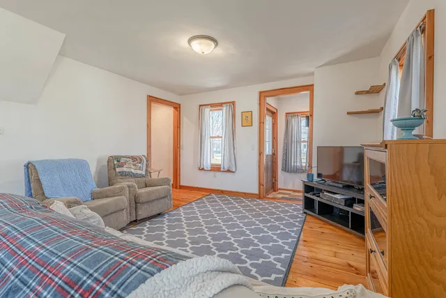 $238,000 | 322 South Madison Street, Evansville, WI 53536