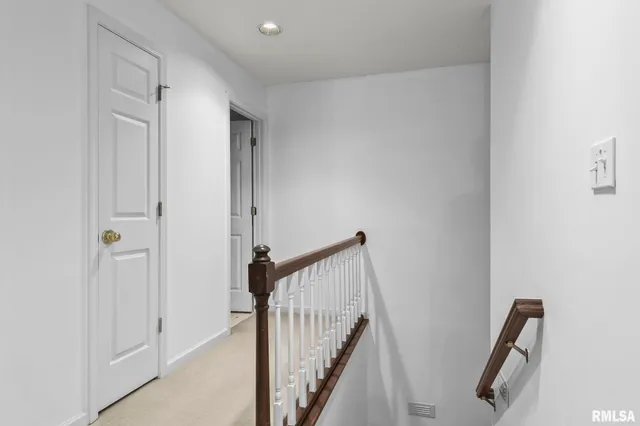 $362,000 | 802 East Locust Street, Chatham, IL 62629