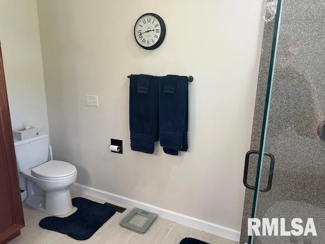 $362,000 | 802 East Locust Street, Chatham, IL 62629