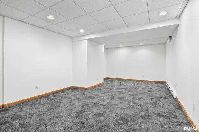 $362,000 | 802 East Locust Street, Chatham, IL 62629