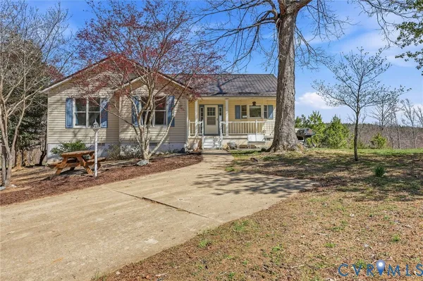 $499,000 | 484 Dobbins Bridge Road, Blackstone, VA 23824
